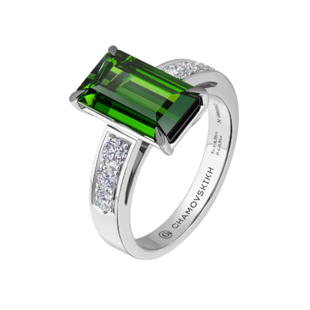 Кольцо с верделитом и бриллиантами, белое золото