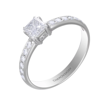 Помолвочное кольцо с бриллиантами, платина