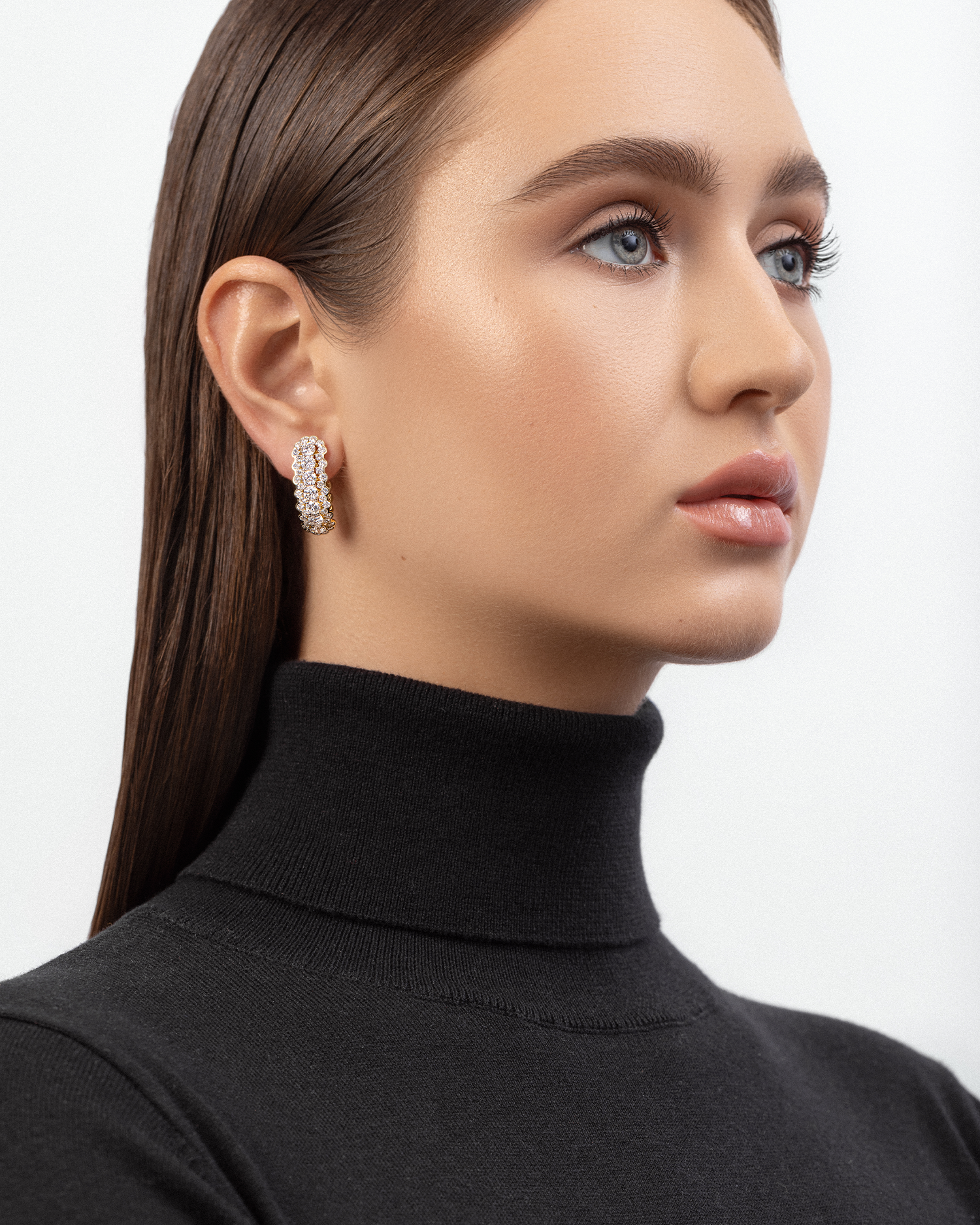 Серьги с бриллиантами, желтое золото