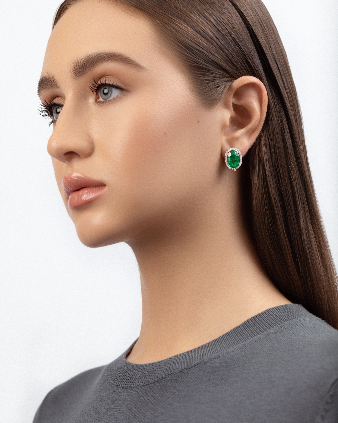 Серьги с изумрудами и бриллиантами, жёлтое золото