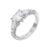 Кольцо с бриллиантами, белое золото