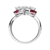 Кольцо с рубинами и бриллиантами, белое золото