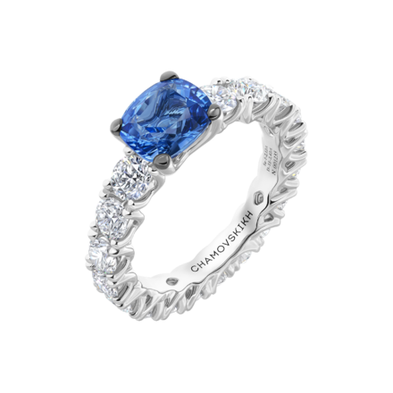 Помолвочное кольцо с сапфиром и бриллиантами, белое золото