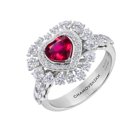 Кольцо с рубином и бриллиантами, белое золото