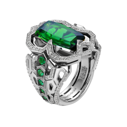 Кольцо с турмалином верделит, бриллиантами и изумрудами, белое золото