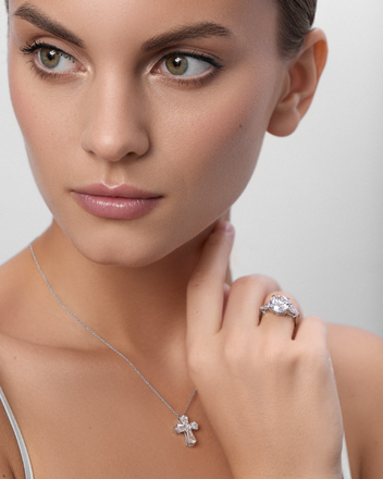 Помолвочное кольцо с бриллиантами, белое золото 4