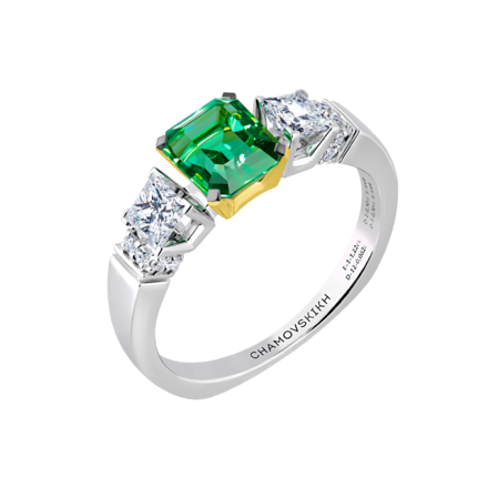 Кольцо с изумрудом и бриллиантами, белое золото