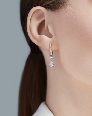 Серьги с бриллиантами, белое золото 2