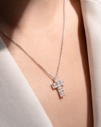 Колье с бриллиантами, белое золото 3