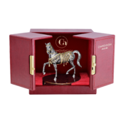 Настольная скульптура «Фаворит»