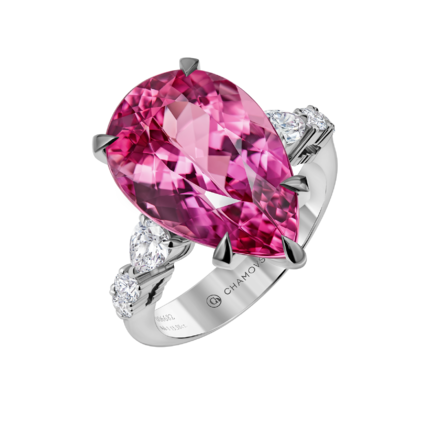 Кольцо с турмалином рубеллитом и бриллиантами, белое золото