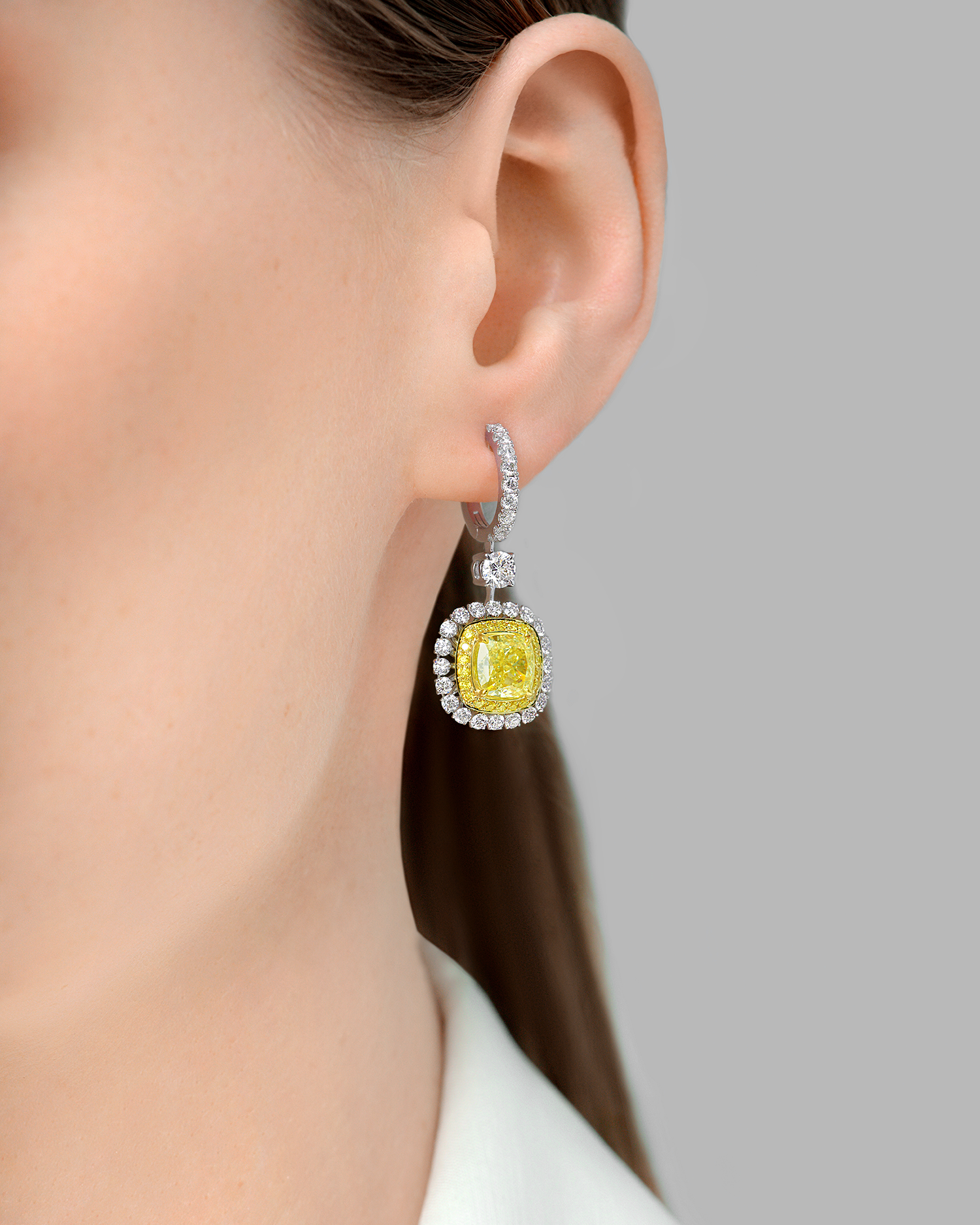 Серьги с бриллиантами, белое золото