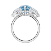 Кольцо с аквамарином и бриллиантами, белое золото