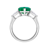 Кольцо с изумрудом и бриллиантами, белое золото